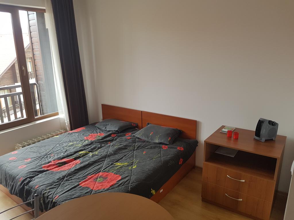 Semiramida Gardens Apartment Samokov Bagian luar foto
