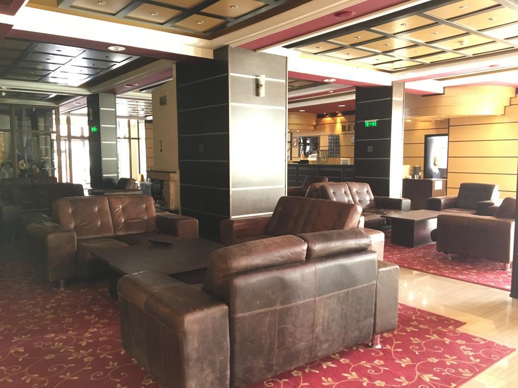 Semiramida Gardens Apartment Samokov Bagian luar foto