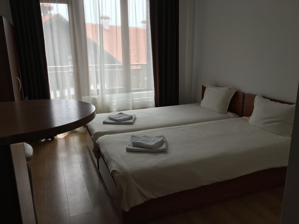 Semiramida Gardens Apartment Samokov Bagian luar foto